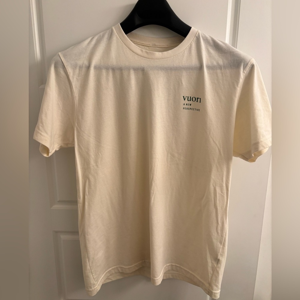 Vuori Off-White Men's Short Sleeve Tee